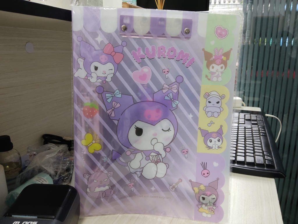 Kuromi A4 File With Clips 