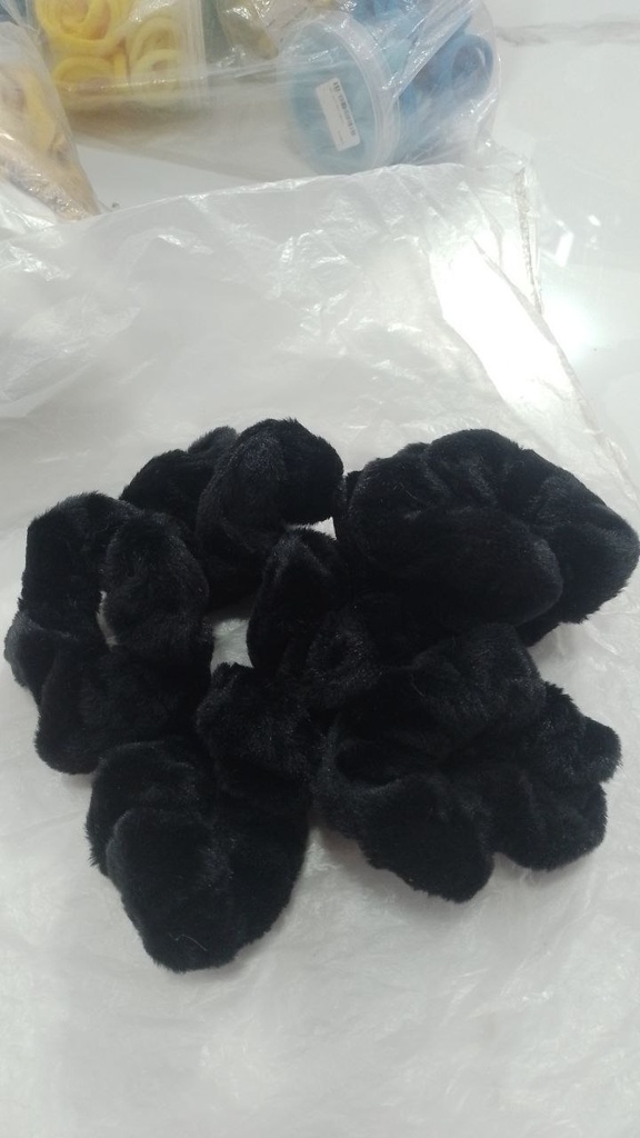 Fluffy Hair Band (Black)