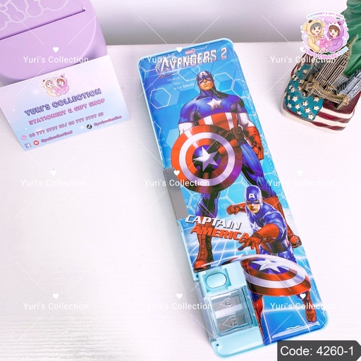 [4260-1] Avengers Compartment Magnetic Pencil Box