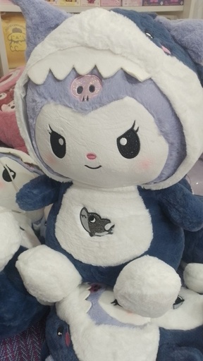 [3325-6] Babyshark Plushie *60cm* / Kuromi 