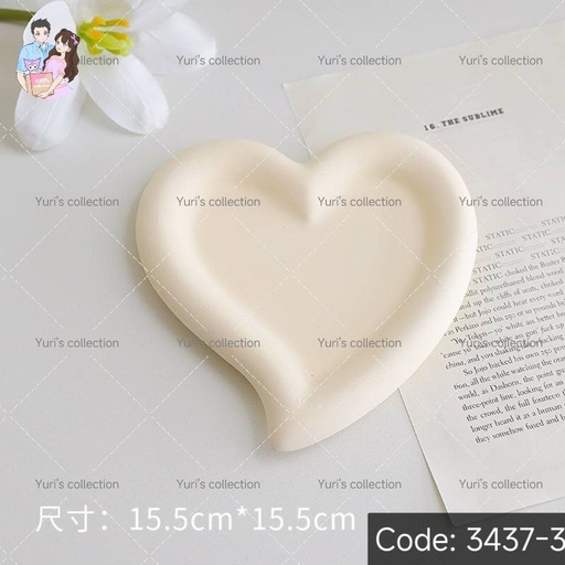 [3437-3] Aesthetic Plate (heart)