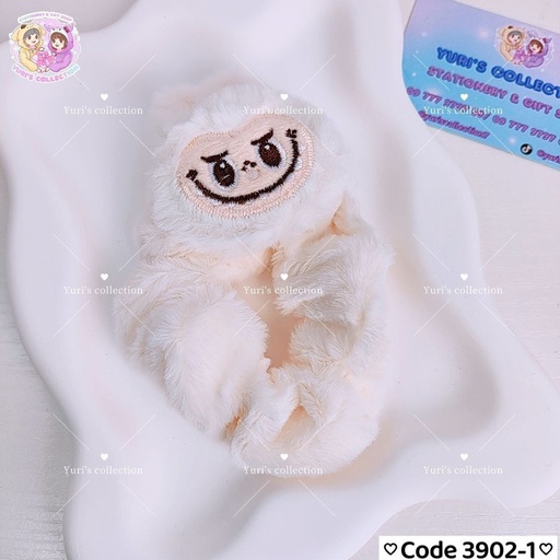 [3902-1] Labubu Fluffy Hair Band (White)